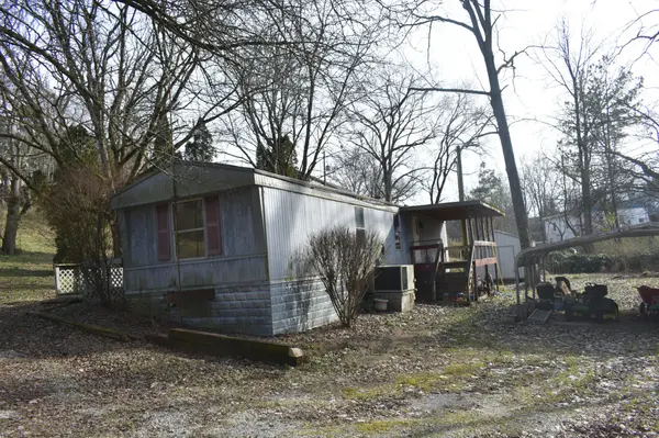 178 Hunter Ave, Carthage, TN 37030