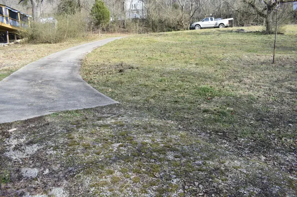 178 Hunter Ave, Carthage, TN 37030