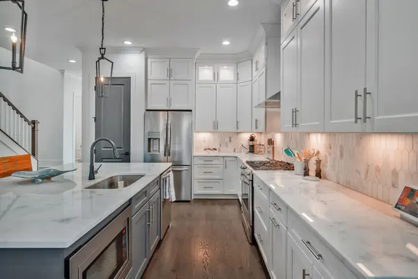 514 Achievement Dr, Nashville, TN 37209