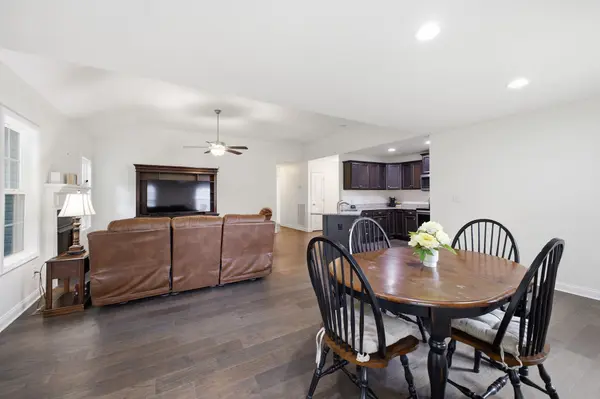109 Mangrum Rd, Bon Aqua, TN 37025