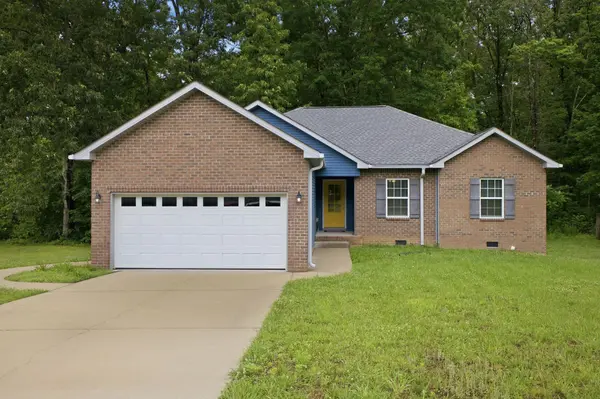 109 Mangrum Rd,  Bon Aqua,  TN 37025