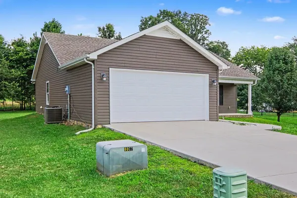 100 Collinwood Dr, Tullahoma, TN 37388