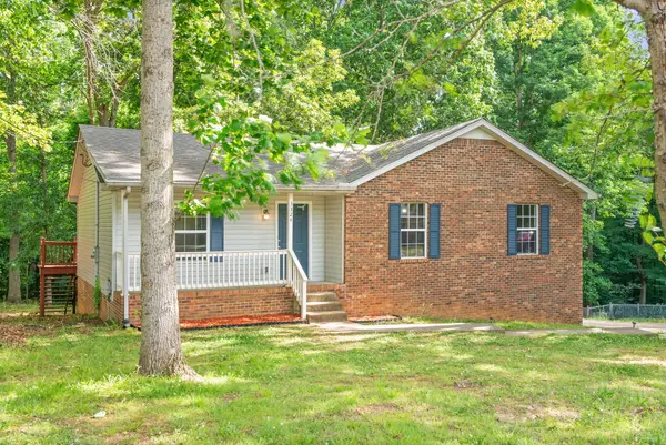 3324 Backridge Rd, Woodlawn, TN 37191
