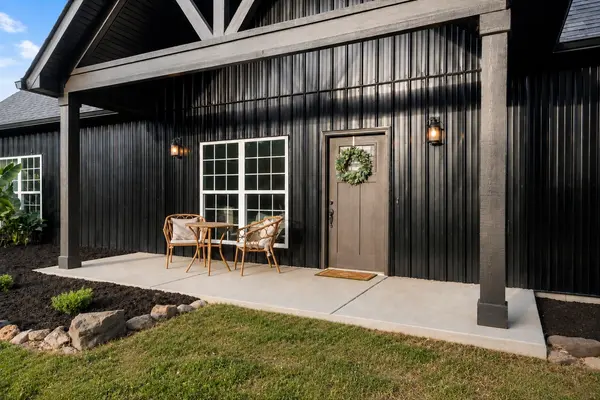 1027 Lockridge Ln, Ashland City, TN 37015