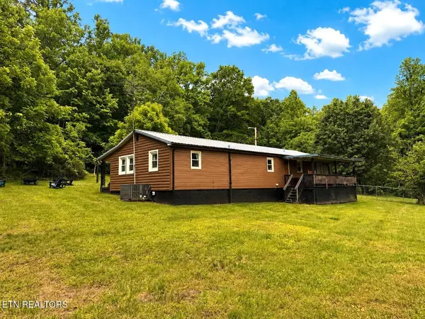 774 Tennessee 32, Cosby, TN 37722