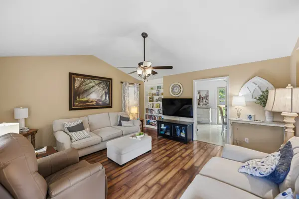 121 New Renfroe St, Lexington, TN 38351
