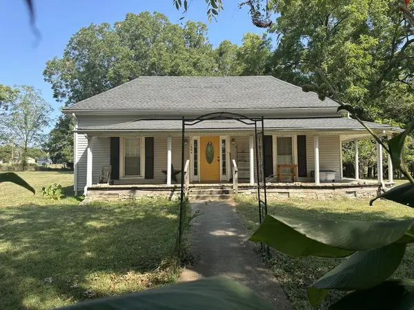 1694 Verona Caney Rd, Lewisburg, TN 37091