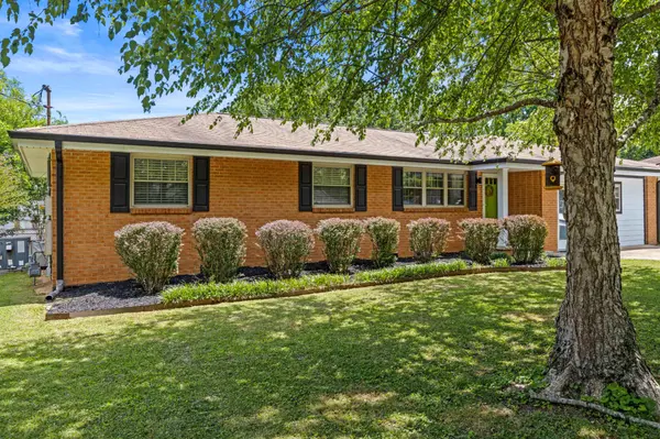 1708 Winifred Drive, Fort Oglethorpe, GA 30742