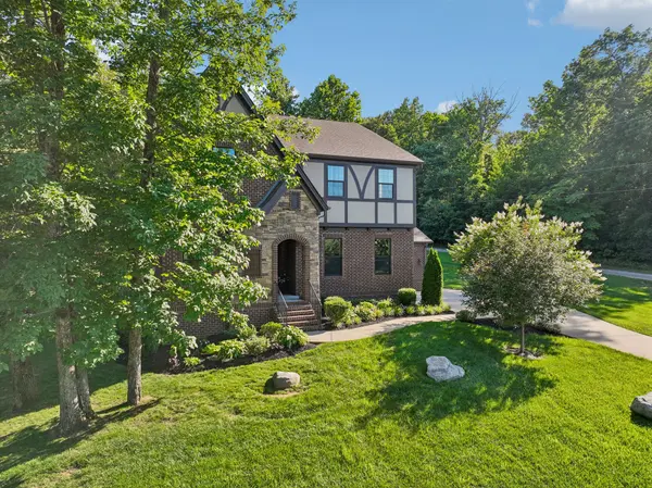 122 Angels Cove Ln, Lebanon, TN 37087