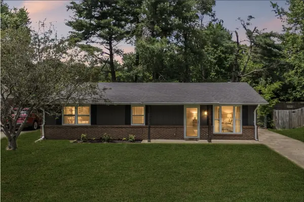 4337 Central Valley Dr, Hermitage, TN 37076