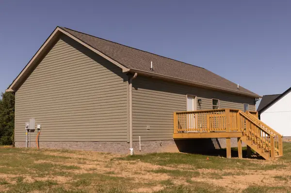 346 Hawkins Rd, Westmoreland, TN 37186