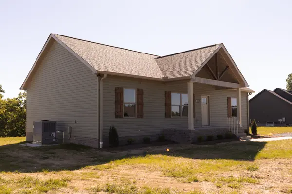 346 Hawkins Rd, Westmoreland, TN 37186