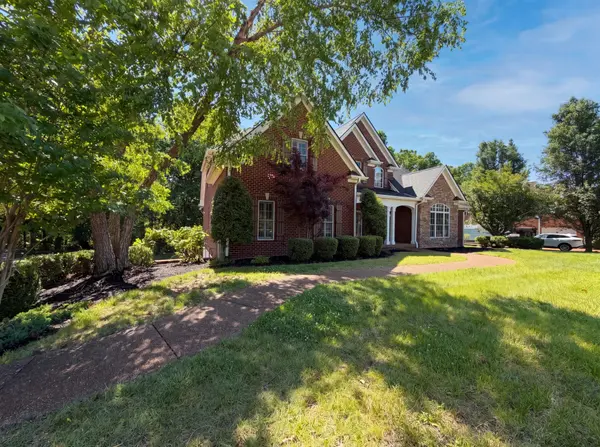 7150 Chessington Dr, Fairview, TN 37062