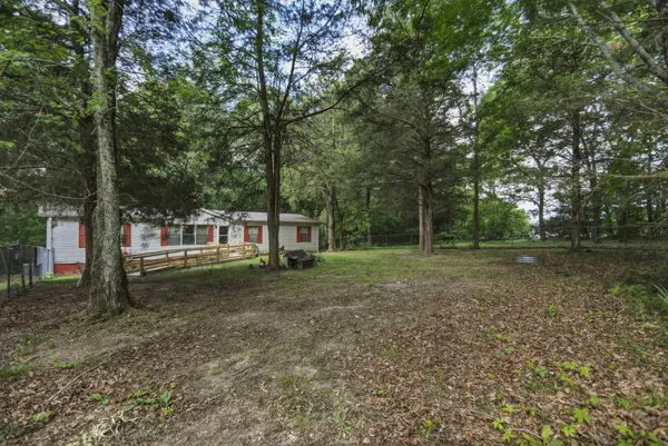 1024 Pickle Knight Rd, Joelton, TN 37080