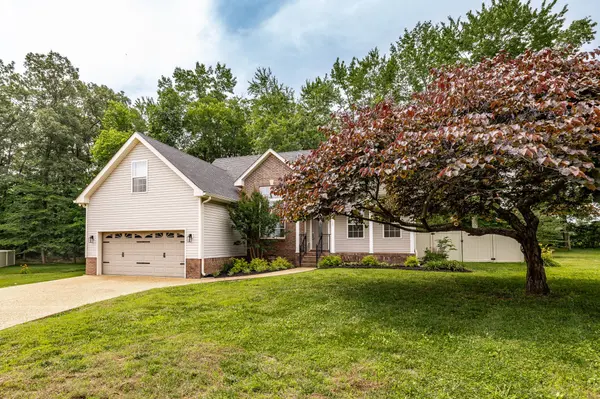 120 Carrie Mae Cir, Portland, TN 37148