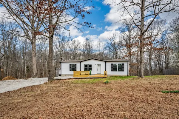 8130 Oak Springs Rd, Nunnelly, TN 37137