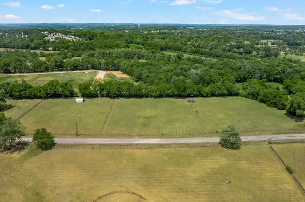 108 Pineywood Acres Dr, Madison, TN 37115