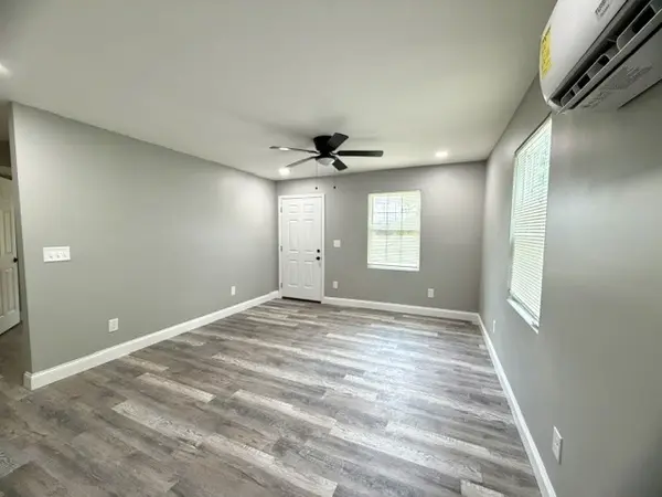 4802 Old Salem Lexie Rd, Belvidere, TN 37306