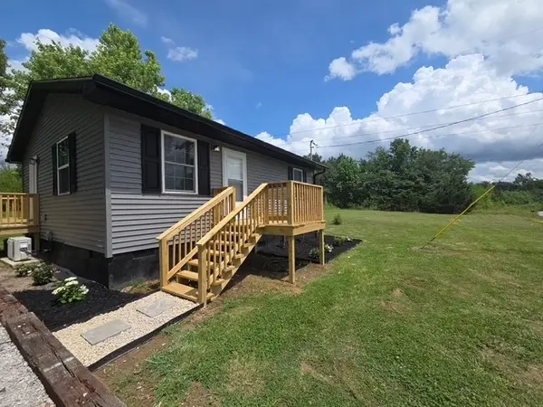 4802 Old Salem Lexie Rd, Belvidere, TN 37306