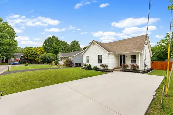1007 Tyler Dr, Murfreesboro, TN 37130