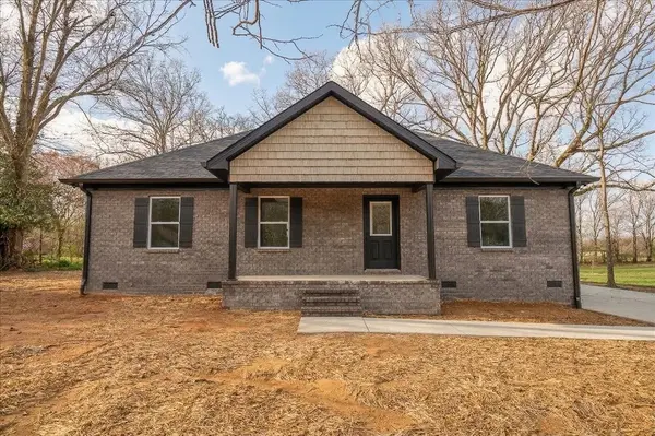 3987 Buffalo Rd, Summertown, TN 38483