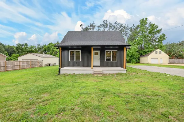 111 Blackwood Dr, Summertown, TN 38483