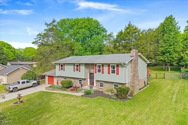 1305 Ridgeway Circle, Athens, TN 37303