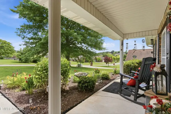 241 Edinburgh Drive, Lenoir City, TN 37771