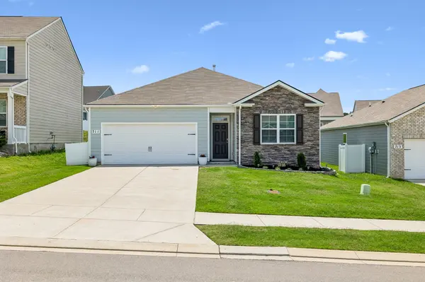711 Pintail Pt, Lebanon, TN 37090
