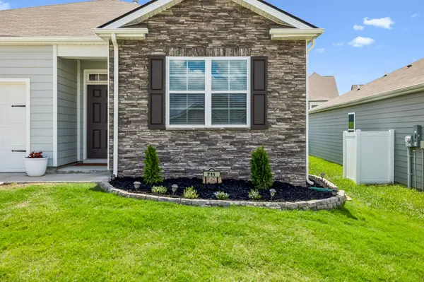 711 Pintail Pt, Lebanon, TN 37090
