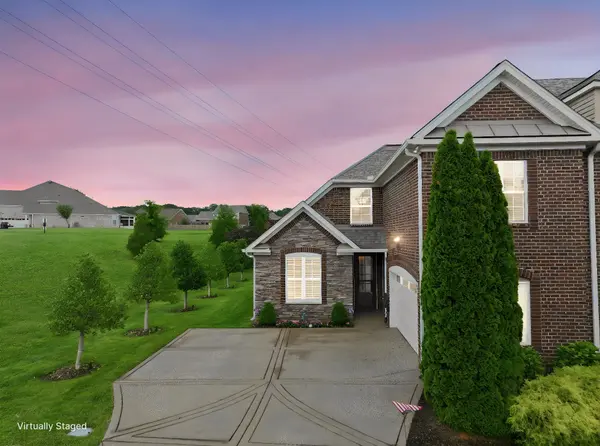 1010 Larkwood Dr, Hermitage, TN 37076