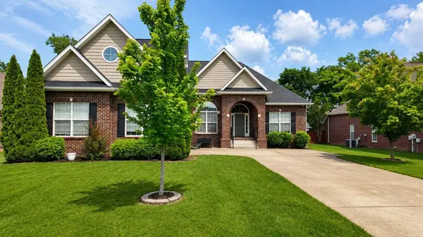 1041 Nealcrest Cir, Spring Hill, TN 37174