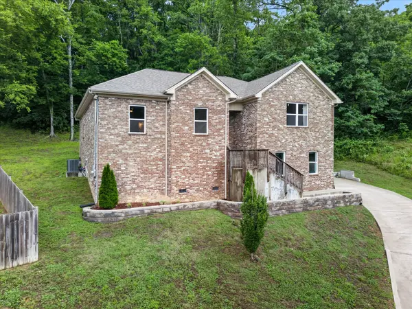 217 Indian Summer Ct, Nashville, TN 37207