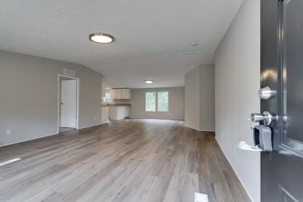 208 Rhoads Ln, Hillsboro, TN 37342