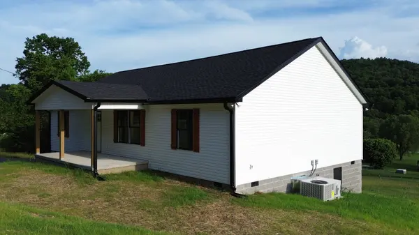 11 Wilkerson Hollow Ln, Brush Creek, TN 38547