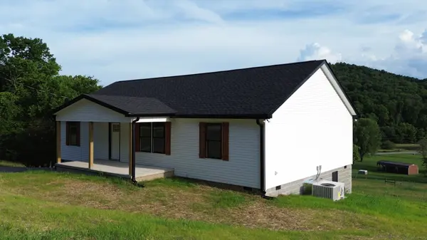 11 Wilkerson Hollow Ln, Brush Creek, TN 38547