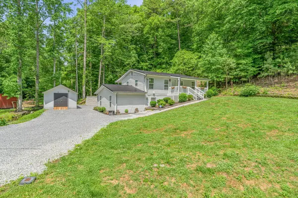 825 County Road 82, Athens, TN 37303