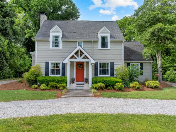 105 8th Ave #SE, Winchester, TN 37398