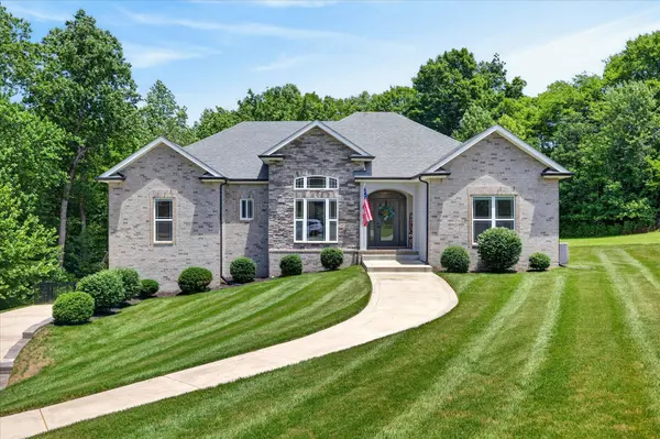 1035 S Ridge Trl, Clarksville, TN 37043