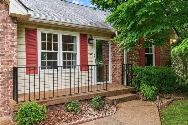 913 Fallview Trl, Nashville, TN 37211