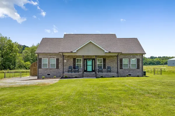 583 New Deal Potts Rd,  Cottontown,  TN 37048