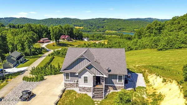 301 Mountain Way, Sharps Chapel, TN 37866
