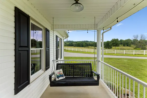 36 Parker Valley Ln, Frankewing, TN 38459