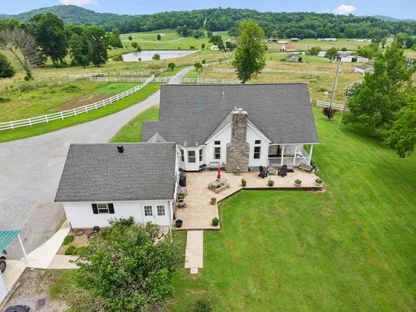 36 Parker Valley Ln, Frankewing, TN 38459