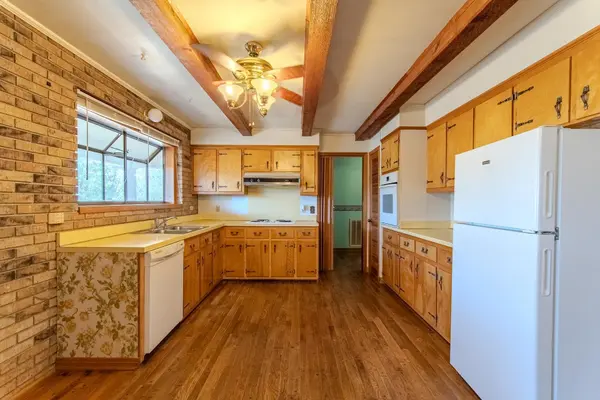 16040 Hwy 69, Savannah, TN 38372
