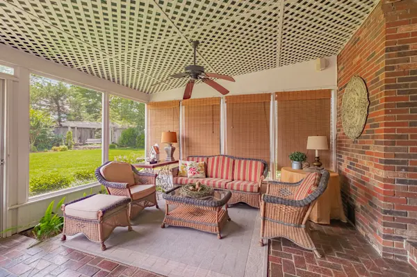301 Lannom Cir, Tullahoma, TN 37388