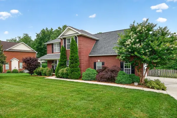3440 Plantation Dr, Cookeville, TN 38506