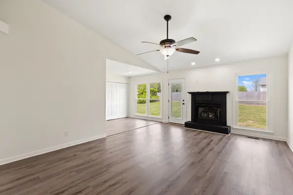3105 Larson Ln, Clarksville, TN 37043