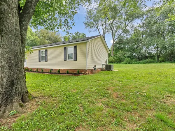 309 Fran Dr, Fayetteville, TN 37334
