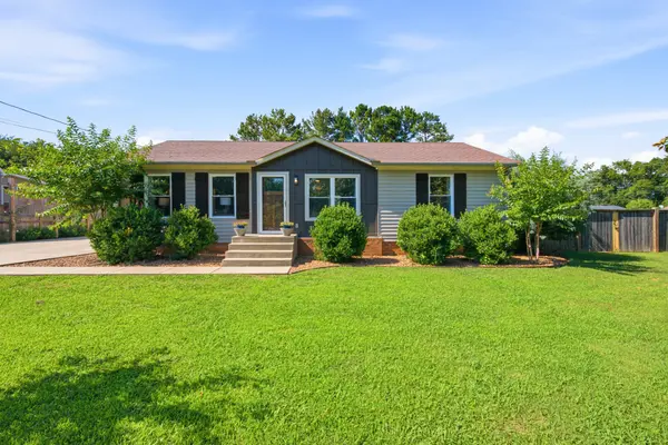 2302 Paddock Dr, Murfreesboro, TN 37128